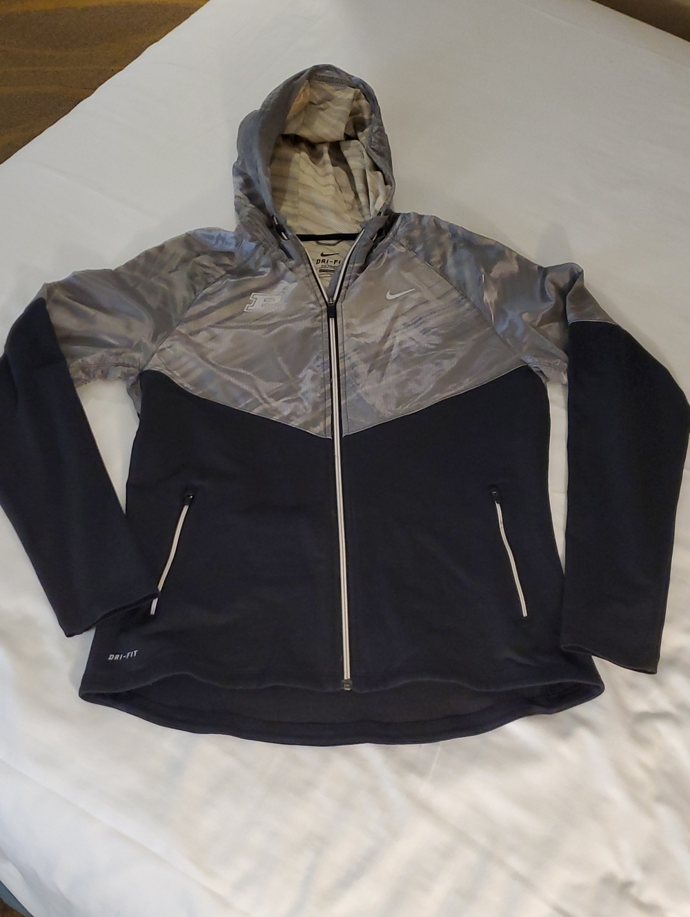 Nike Jacket Size L